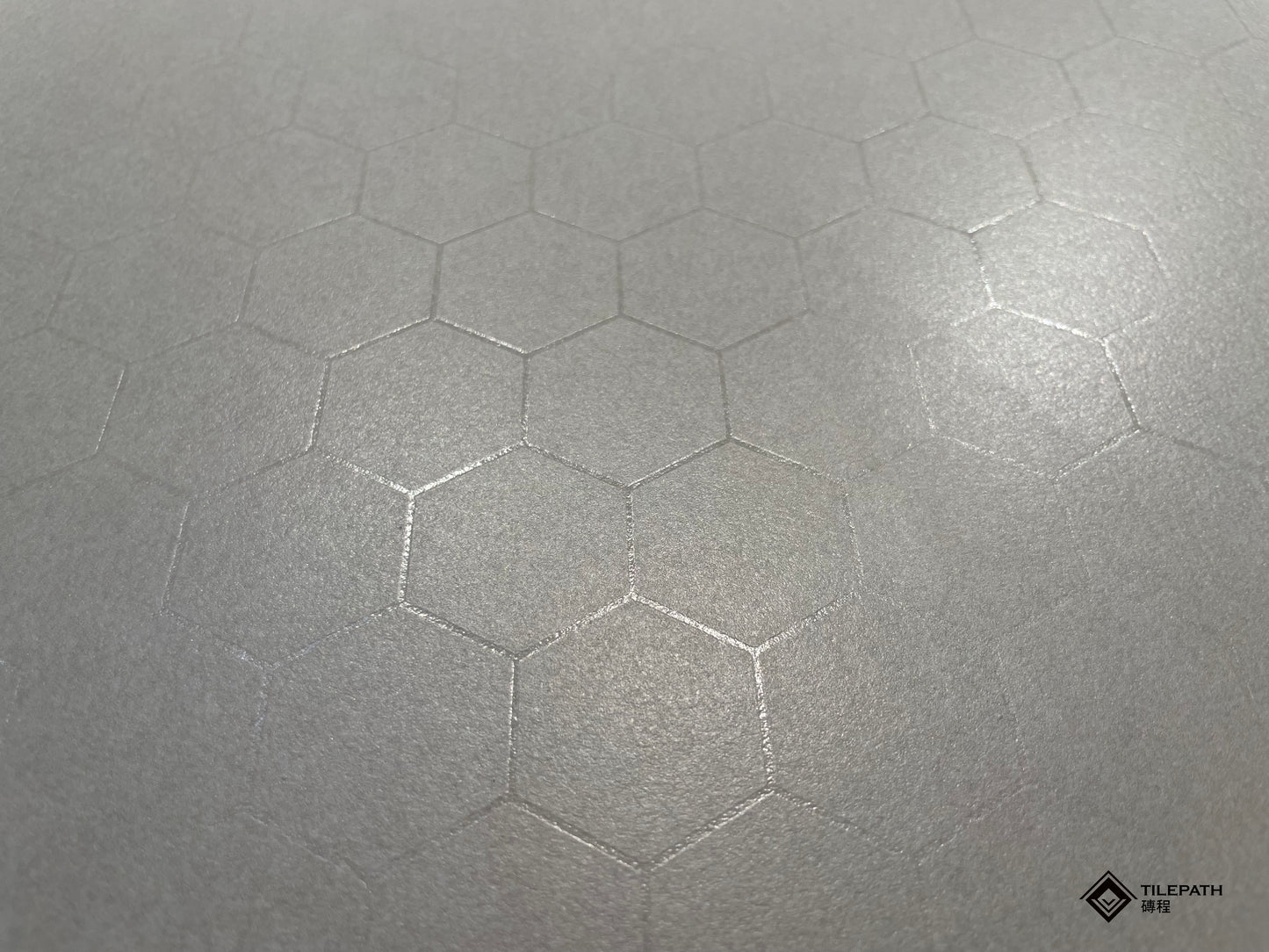 流光白霧影漸變磚 樣板