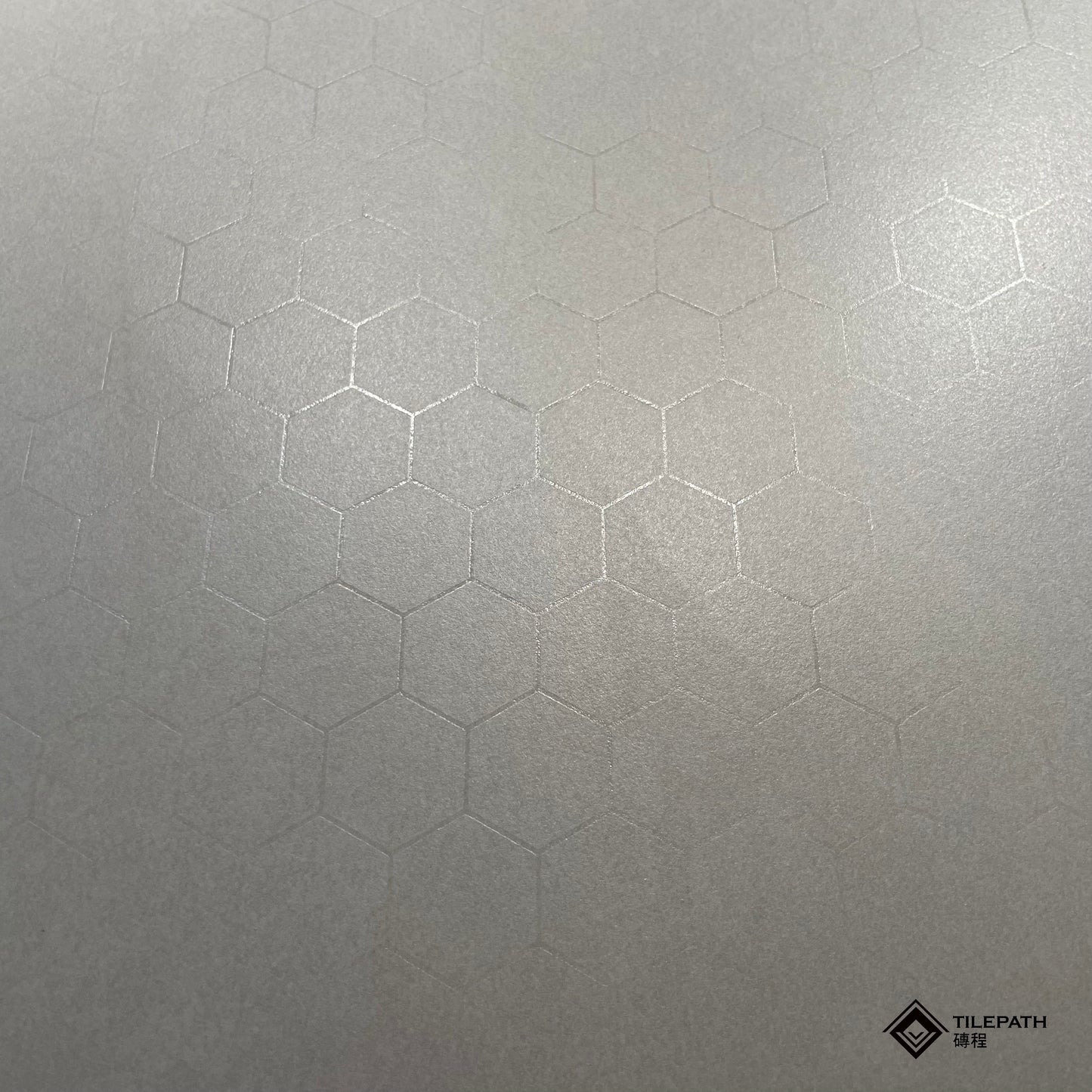 流光白霧影微水泥漸變磚