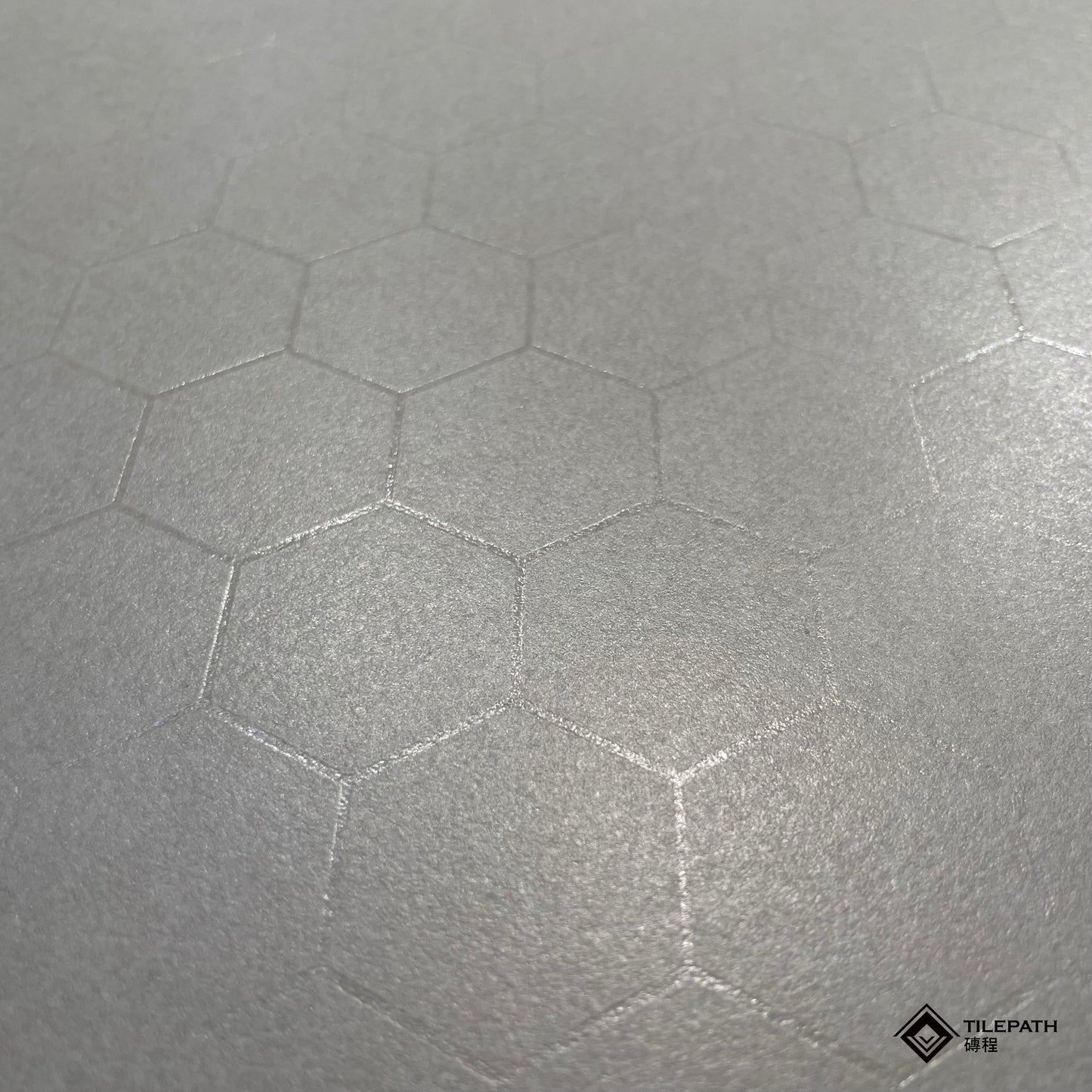 流光白霧影微水泥漸變磚