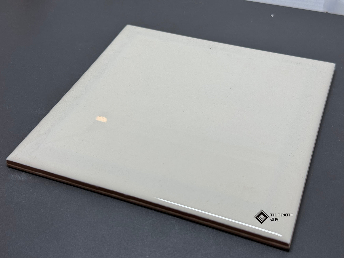 常規直邊系列米黃色 (亮光面) 樣板