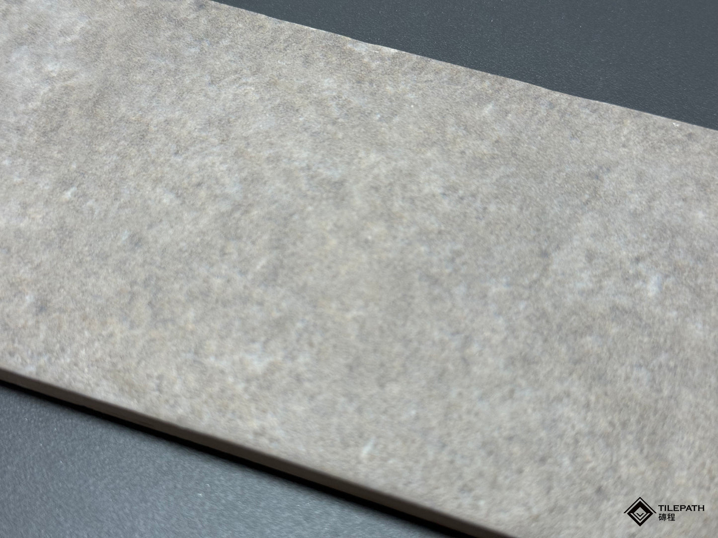 淺棕色橘柚條磚 (平面啞光面)