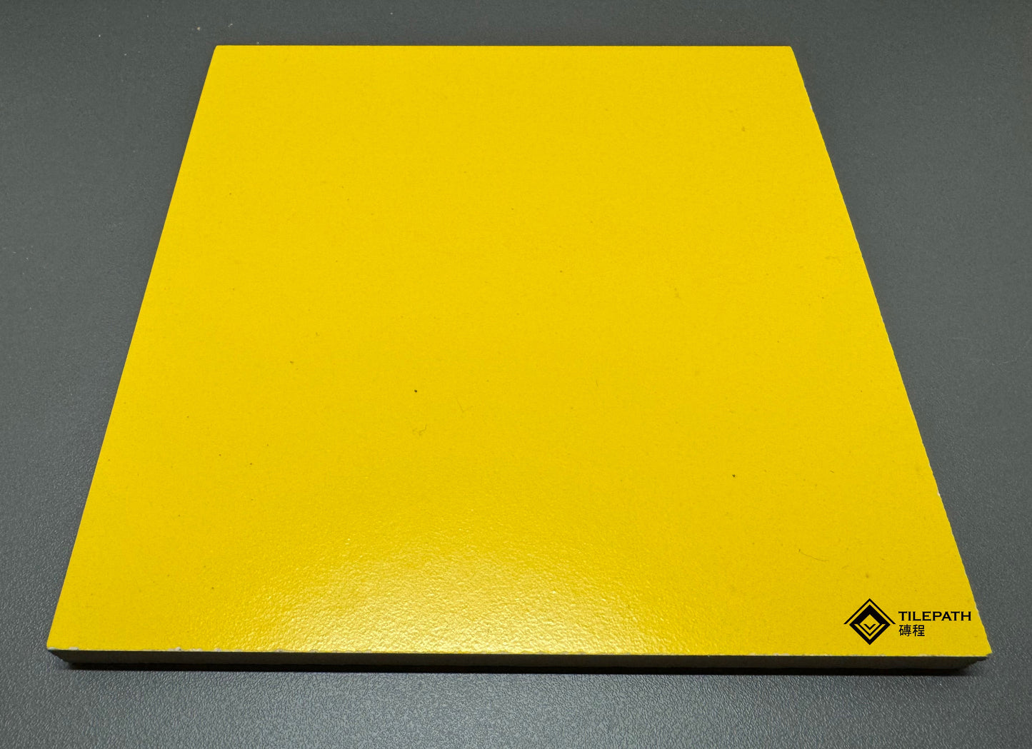 亮黃色純色磚
