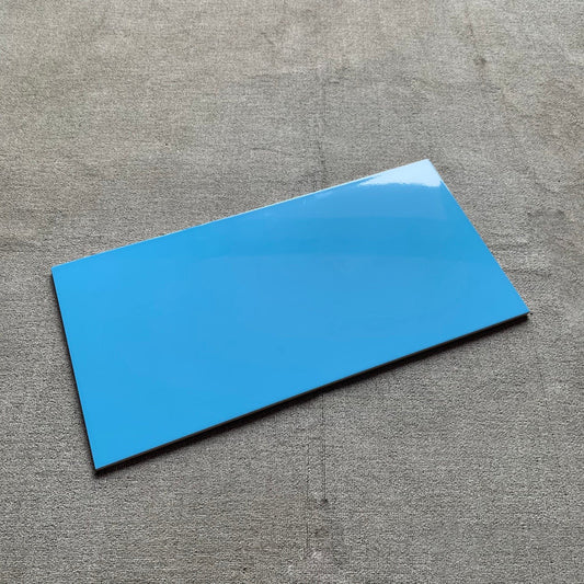 淺藍色瓷片 ;樣板