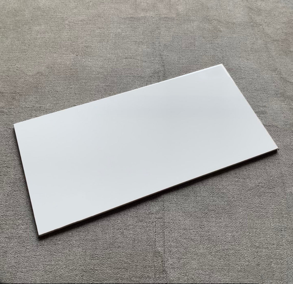 純白瓷片 ;樣板